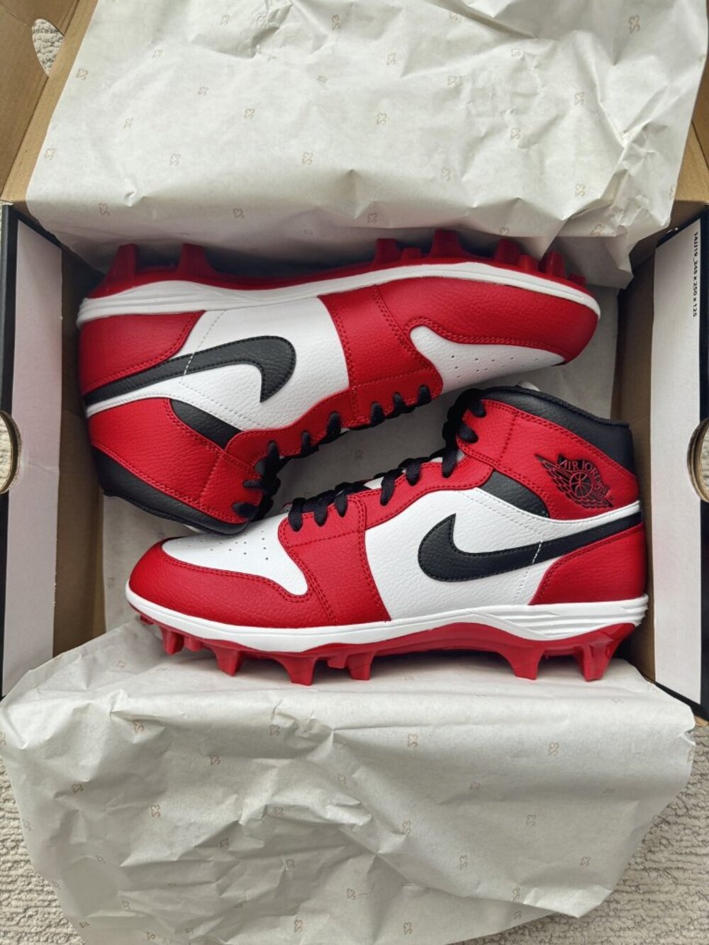 SIZE 13.5 - Nike Air Jordan 1 Mid TD Football Cleat Chicago Red Black FJ6805-106